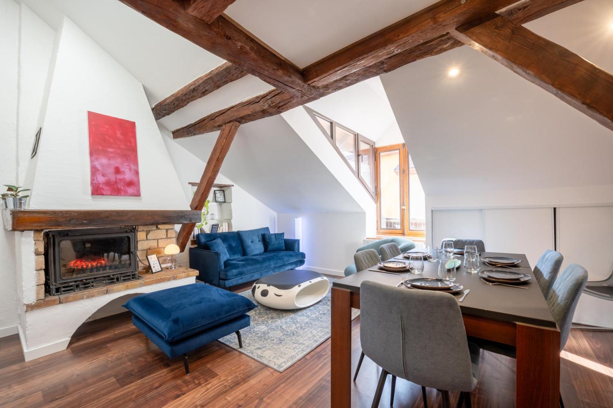 Sous Les Toits D'annecy, Un Irresistible Pour 1 A 6 Personnes En Plein Coeur De Apartamento
