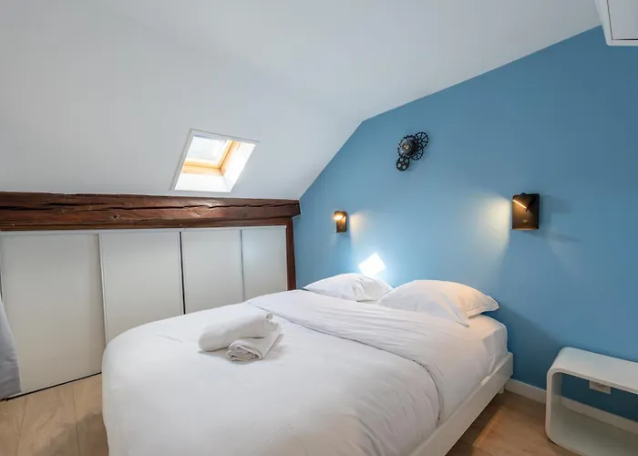 Sous Les Toits D\'Annecy, Un Appartement Irresistible Pour 1 A 6 Personnes En Plein Coeur De Ville